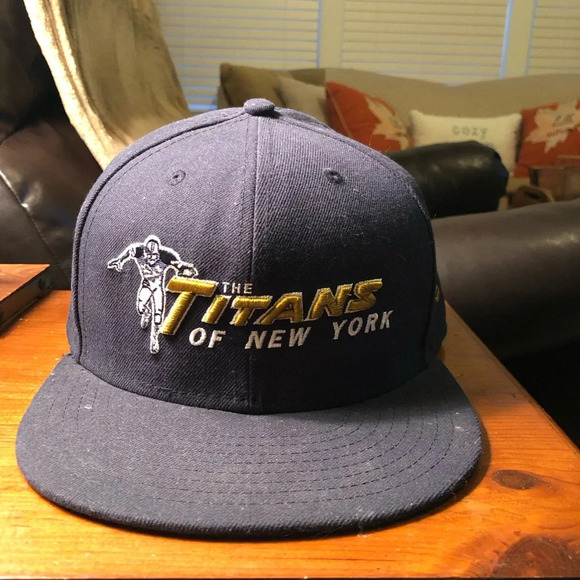 NFL Titans of New York flat bill hat - Picture 1 of 8